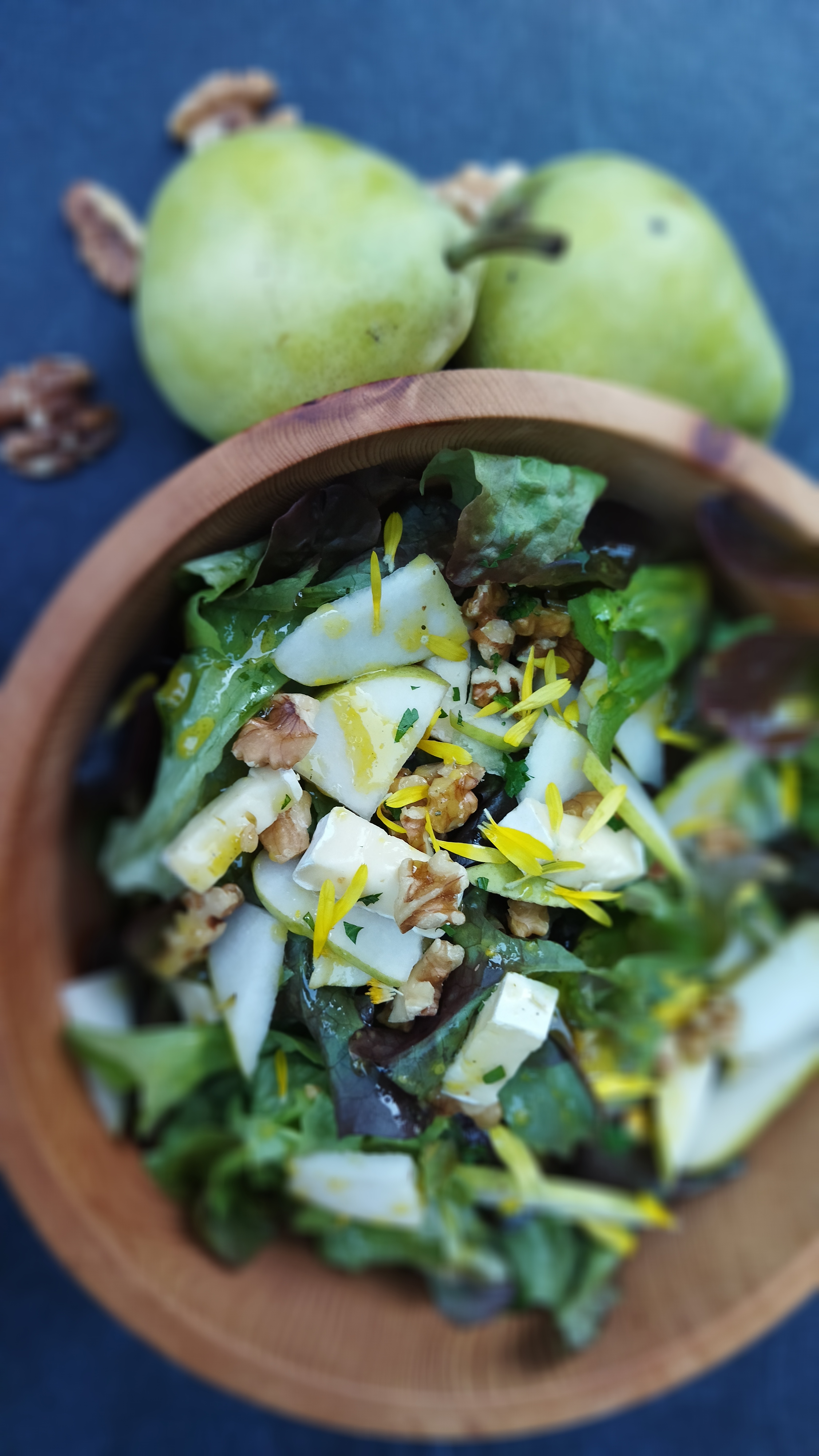 Sommerlicher Salat mit Birnen